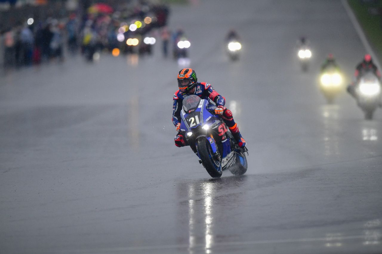 Dovi: Musim 'Aneh', 'Marc melakukan sesuatu yang gila'